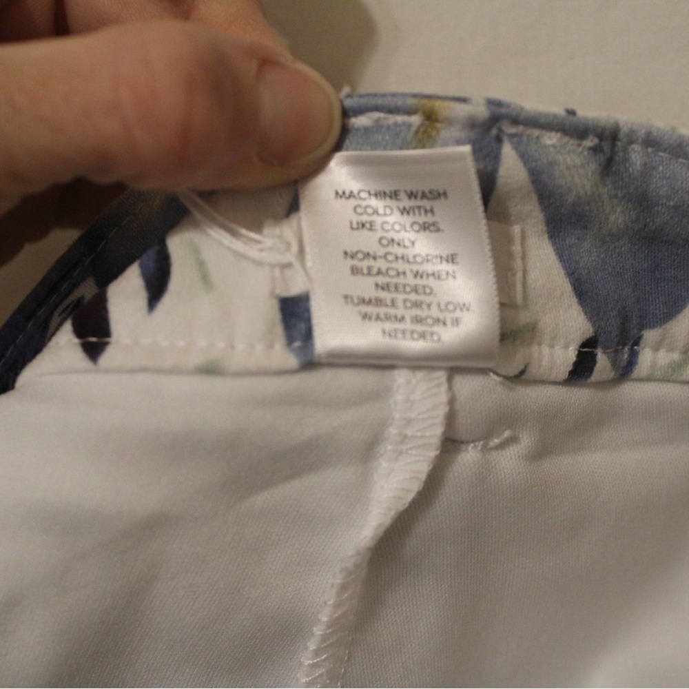 Westport Skirt size 12 with shorts underneath - Picture 7 of 7